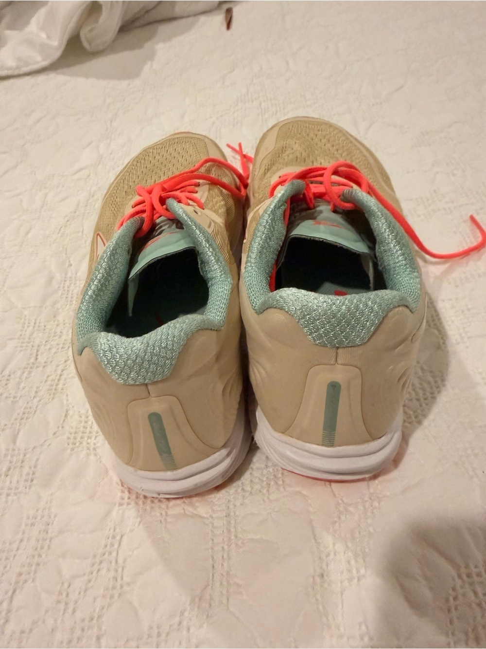 Altra Women's Beige Athletic Shoes with Coral Laces - Picture 3 of 8